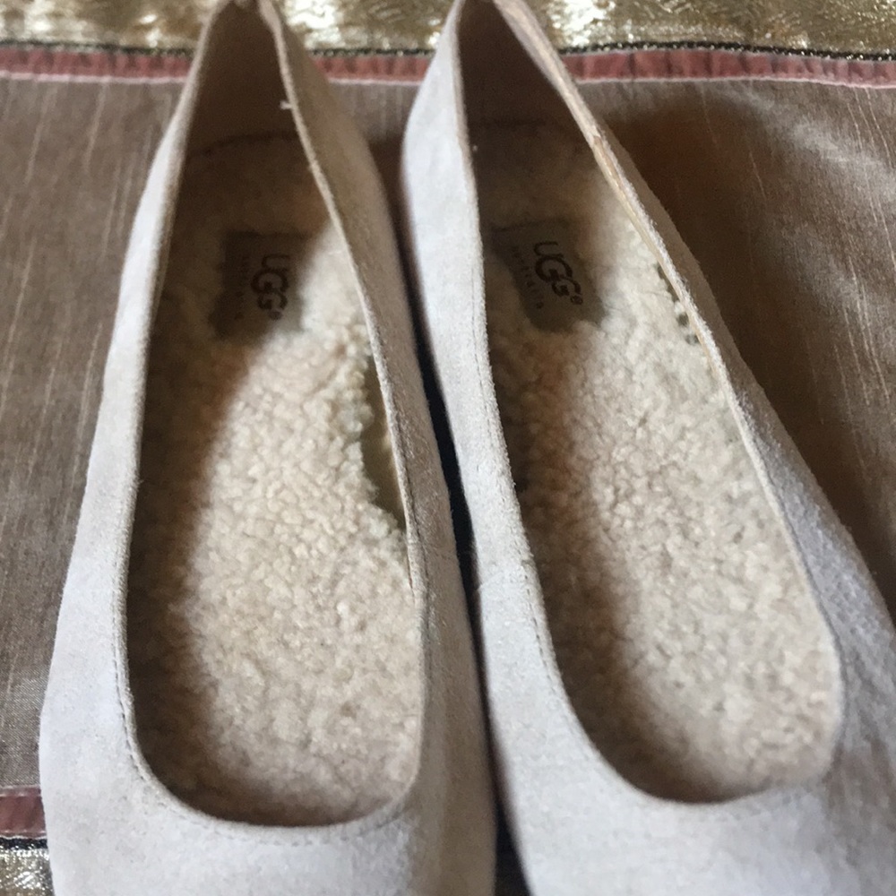 Ugg Flats - image 6